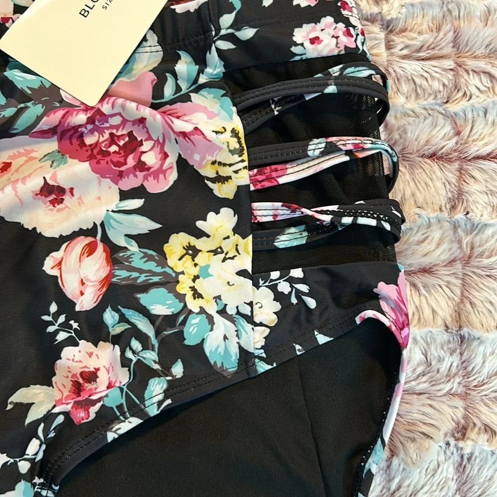 Bloomchic 2 pc Swim Wear size 14-16
